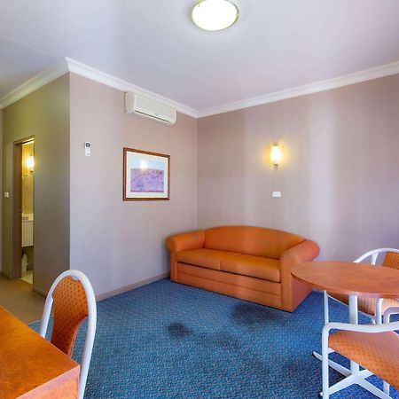 Quality Inn Penrith Sydney Экстерьер фото